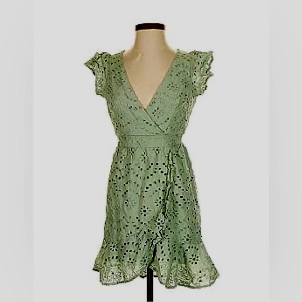 Japna Green Eyelet Wrap Dress – Size M​​